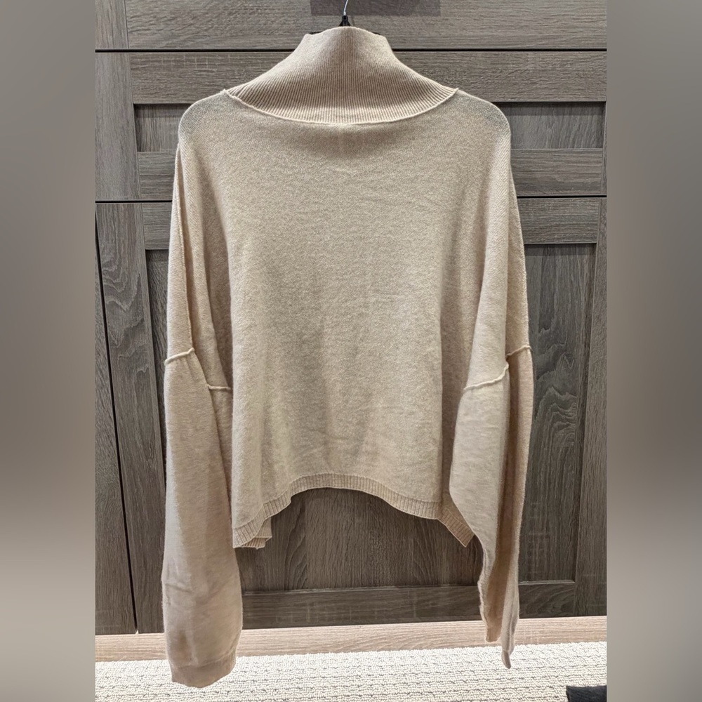 Free People so low so high cream Turtleneck Sweater - Picture 4 of 4